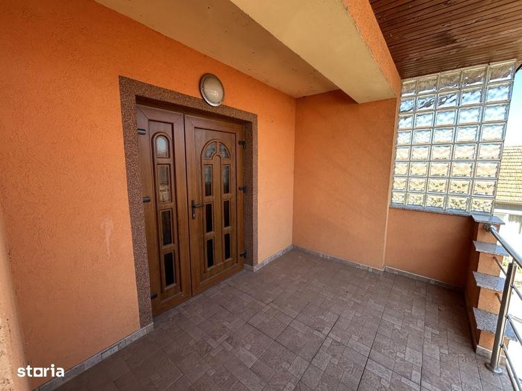 Casă cu 4 camere decomandat cu Teren 1812 Mp în Zădăreni
