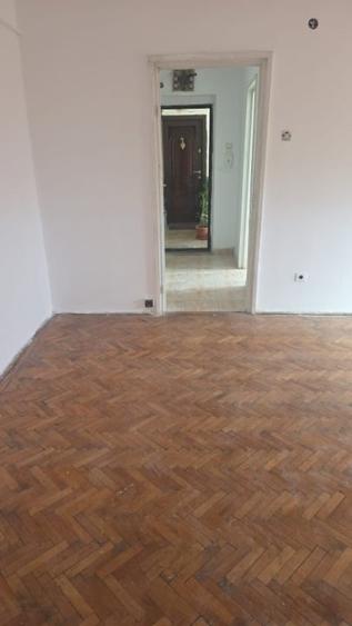 Apartament 2 camere zona centrala - 3