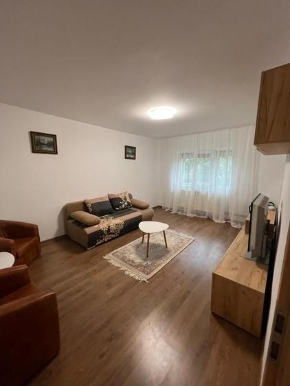 Apartament 3 camere de închiriat – Zona Soarelui - 1