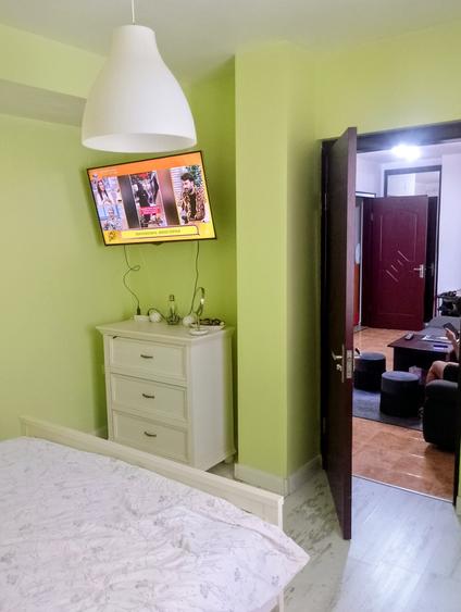 Apartament cu 3 camere în Telegrafului