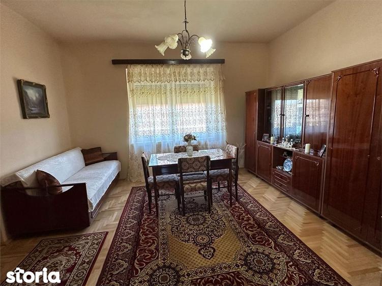 Casa Solida, pentru Familie extinsa, cu Gradina si Teren, Doclin - 18