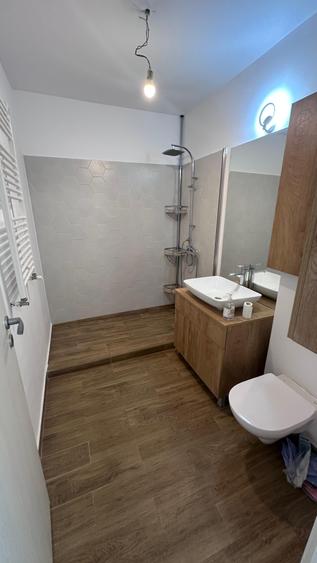 Casă cu 3 camere cu Canalizare în Măgurele
