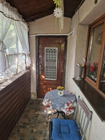 Casă cu 2 camere cu Teren 173 Mp în Est
