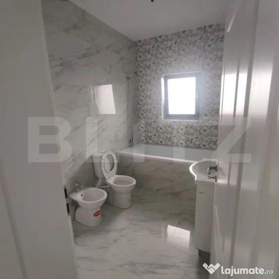 Casă cu 4 camere cu Teren 400 Mp în Central