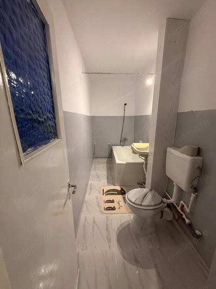 Apartament cu 2 camere decomandat în Est
