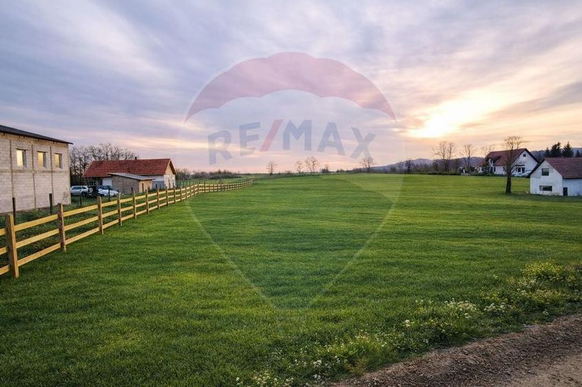 Teren Construcții extravilan de 4000 mp, în Vințu de Jos