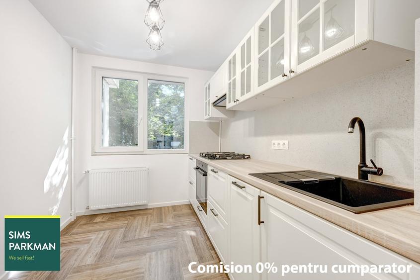 Apartament cu 3 camere semidecomandat în Titan