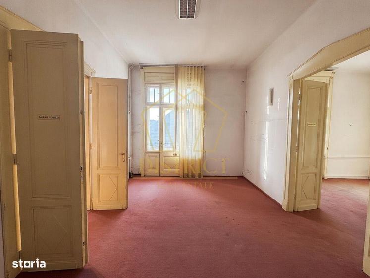 Apartament cu 5 camere în Ultracentral