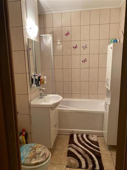 Apartament cu 2 camere decomandat, mobilat în Apollo