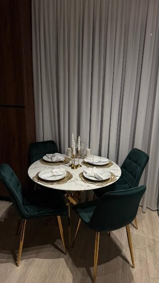 Apartament cu 3 camere decomandat, mobilat în Energia