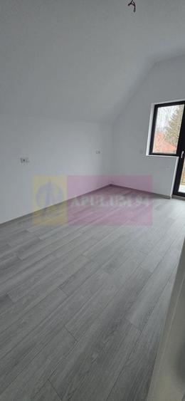 Casă individuală cu 4 camere cu Canalizare în Brebu