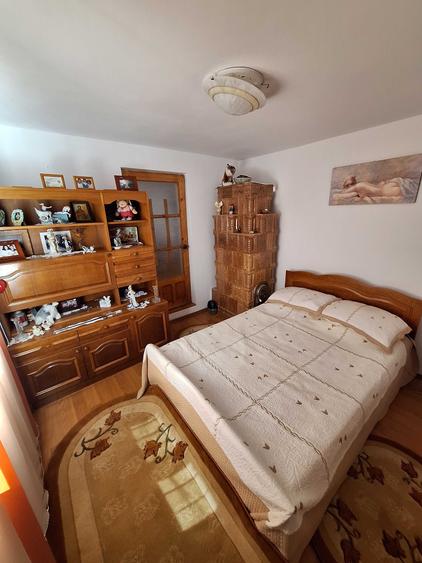 Casă cu 3 camere în Movila Miresii
