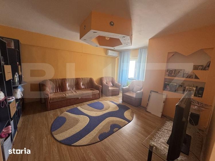 Apartament cu 3 camere decomandat în George Enescu