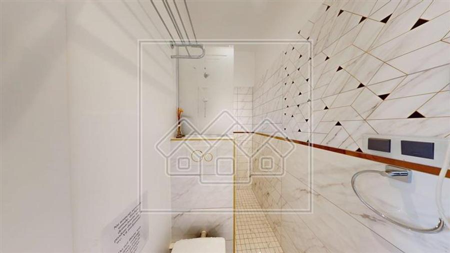 Apartament cu 2 camere decomandat în Ultracentral