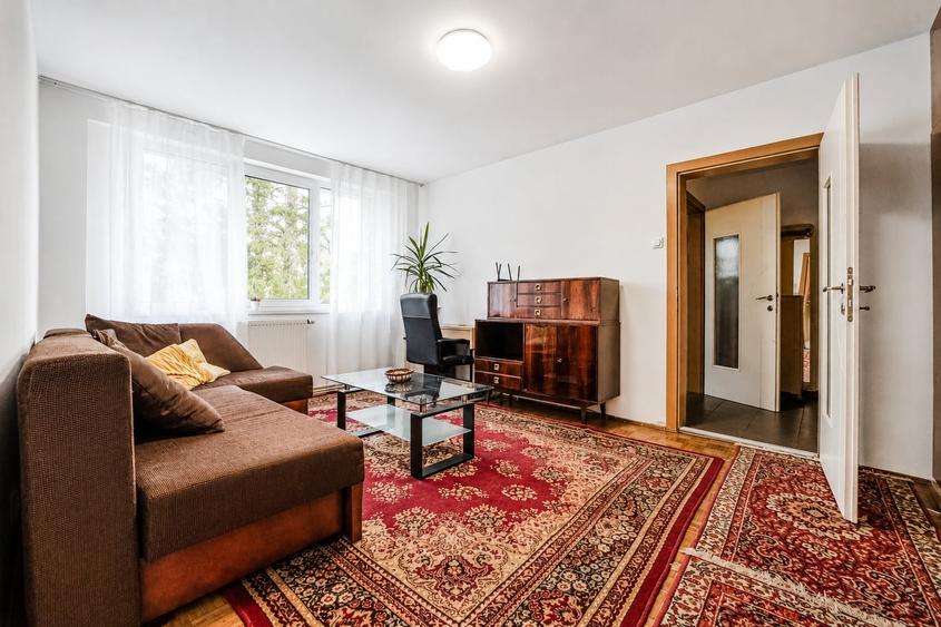 Apartament cu 2 camere semidecomandat, mobilat în Gheorgheni