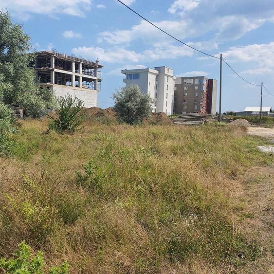 Teren Construcții intravilan de 1041 mp, în Nord