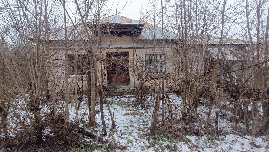 Casă cu Teren 1700 Mp în Măgura (Hulubești)