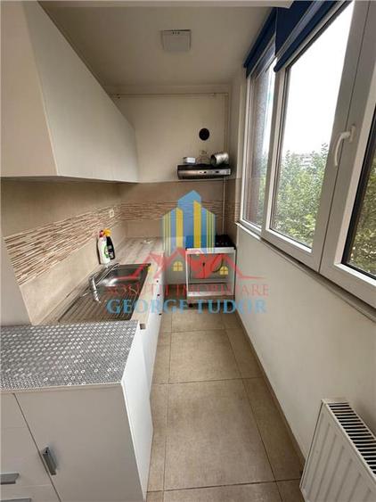 Apartament cu 3 camere decomandat, mobilat în Militari