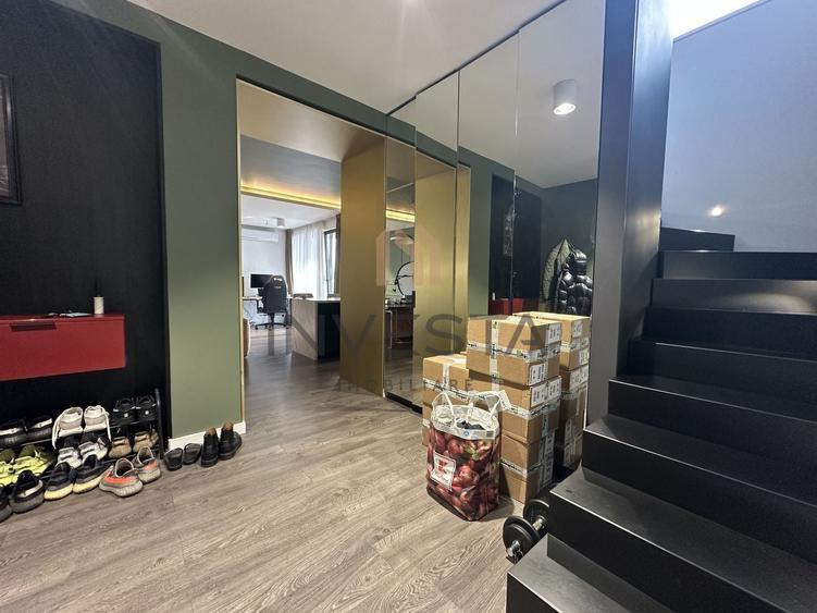 Apartament cu 4 camere semidecomandat, mobilat în Gheorgheni