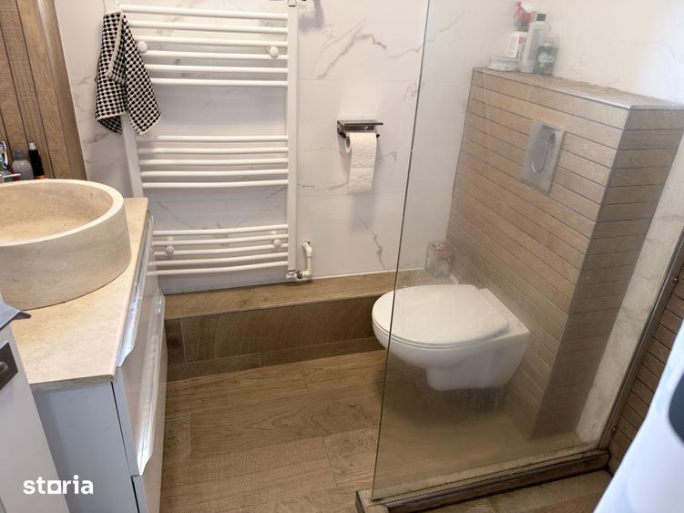 Casă cu 6 camere cu Teren 1156 Mp în Cornetu