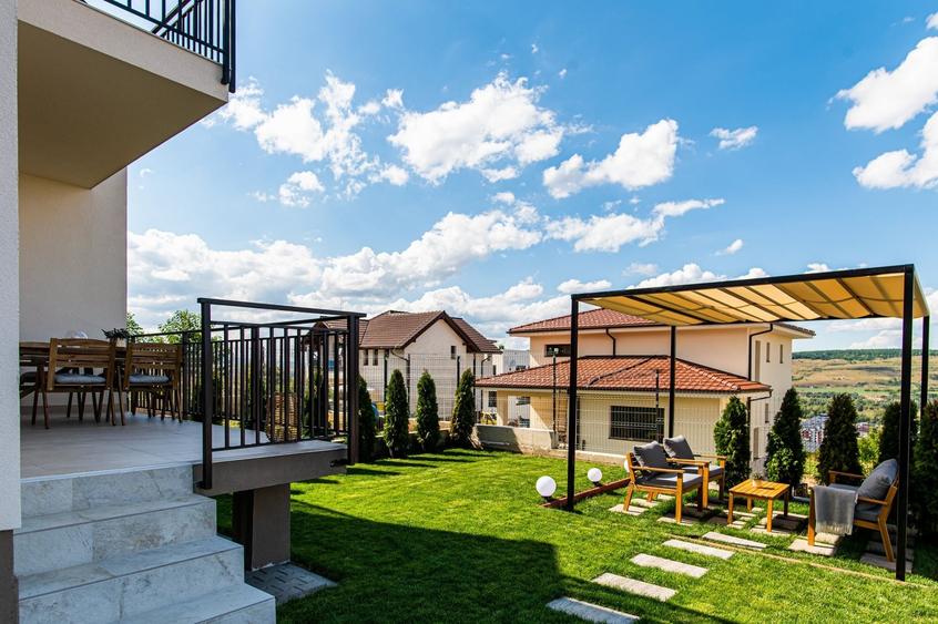 Casă cu 4 camere cu Teren 170 Mp în Dosu Bricii