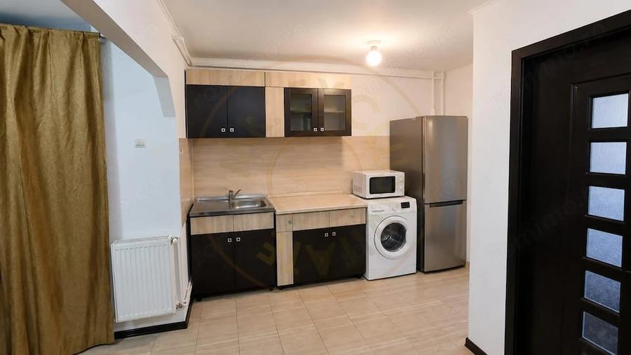 Garsonieră decomandată în Găvana