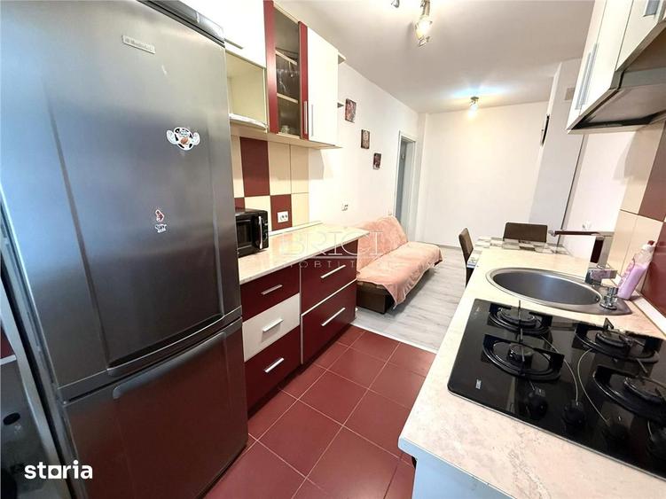 Apartament cu 2 camere decomandat în Valea Cetății