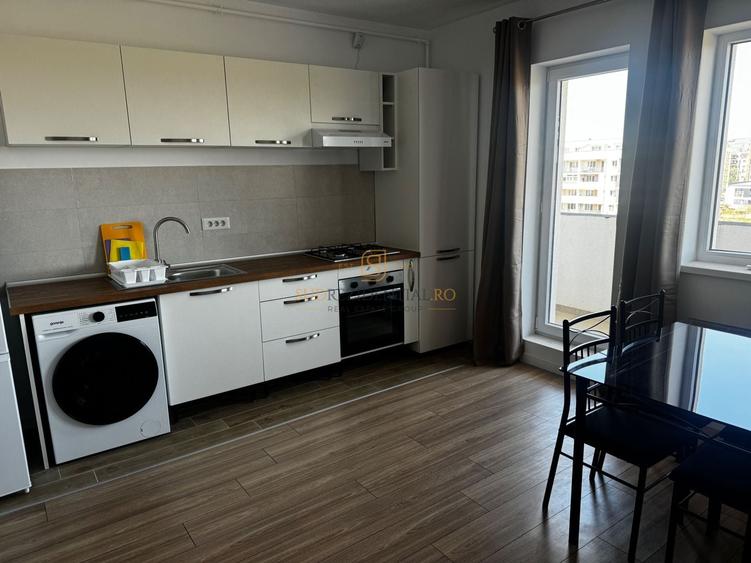 Apartament cu 2 camere semidecomandat, mobilat în Vest