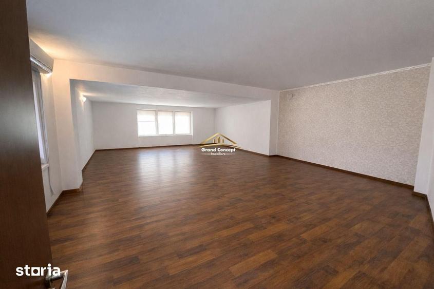 Spațiu comercial, de 41 mp, în Smârdan