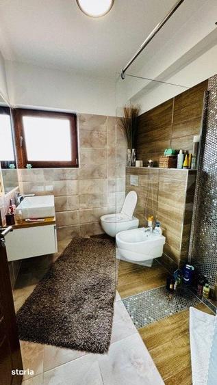 Casă cu 3 camere cu Teren 340 Mp în Central