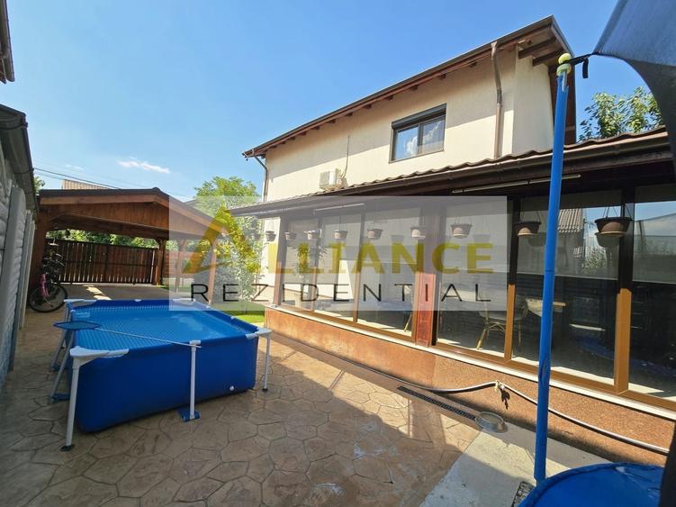 Casă individuală cu 4 camere cu Canalizare în Berceni