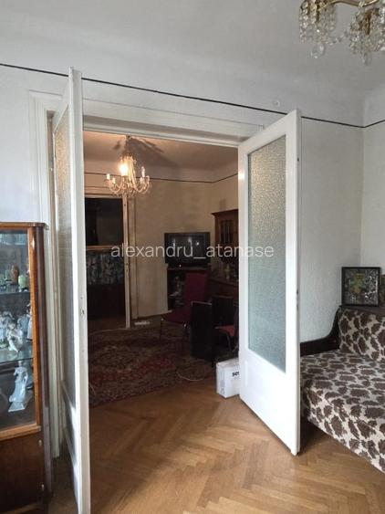 Casa de vanzare zona Colentina (aproape Sectia 28 Politie)