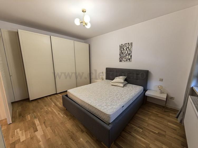 Apartament cu 2 camere semidecomandat, mobilat în Floreasca