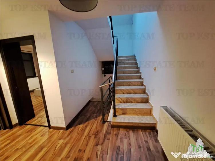 Casă cu 7 camere cu Teren 505 Mp în Corbeanca