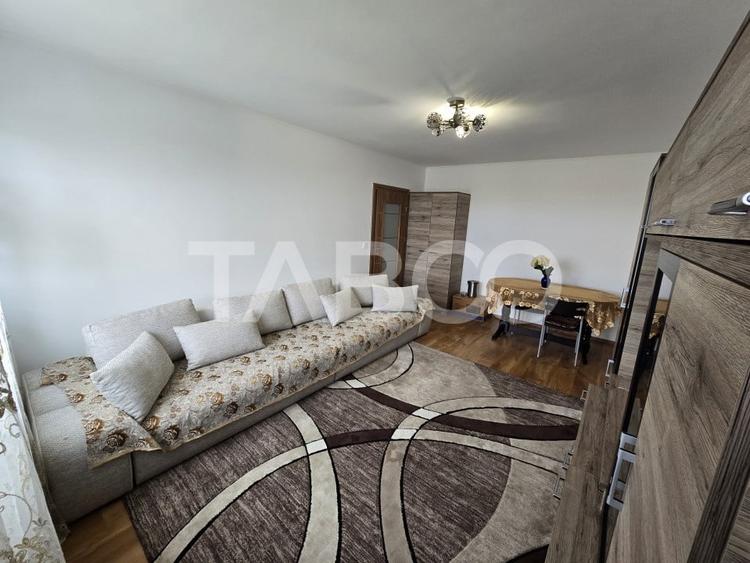Apartament cu 2 camere decomandat, mobilat în Turnișor
