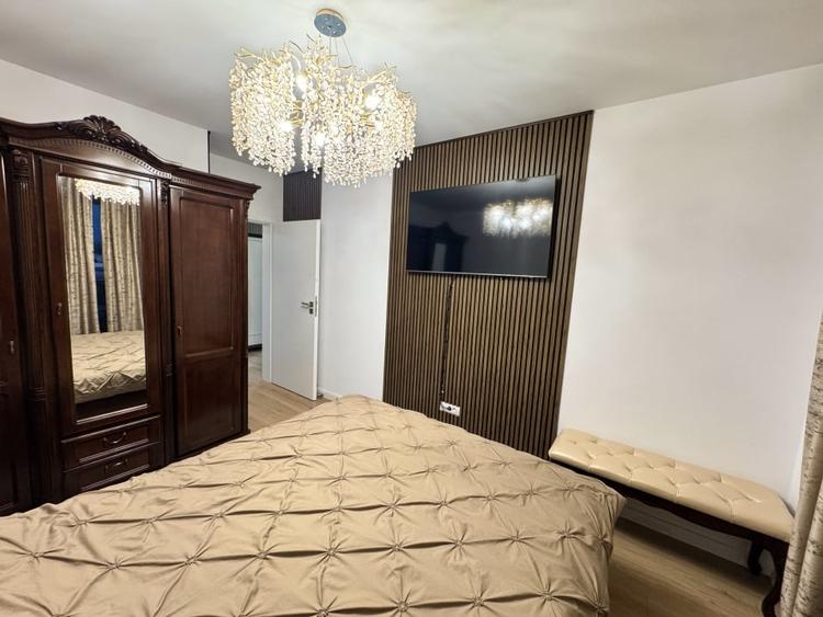 Apartament cu 2 camere decomandat, mobilat în Calea București