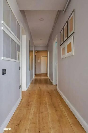 Apartament cu 4 camere decomandat în Pipera