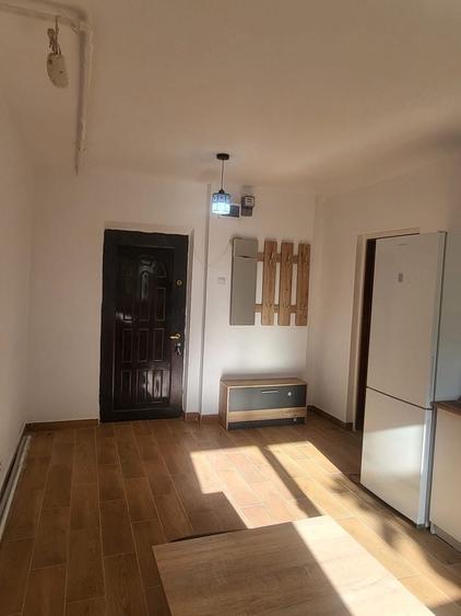 Apartament cu 2 camere decomandat în Dobroești