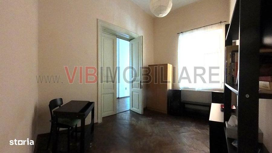 Apartament cu 3 camere decomandat în Parcul Carol