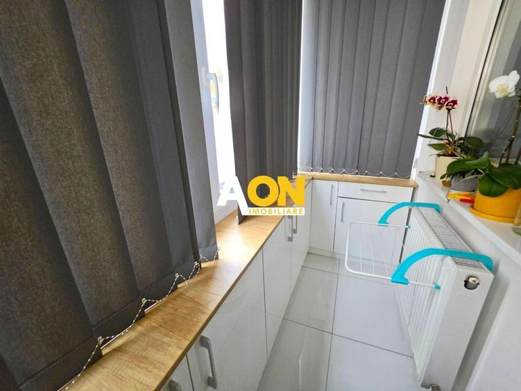 Apartament cu 2 camere semidecomandat, mobilat în Cetate