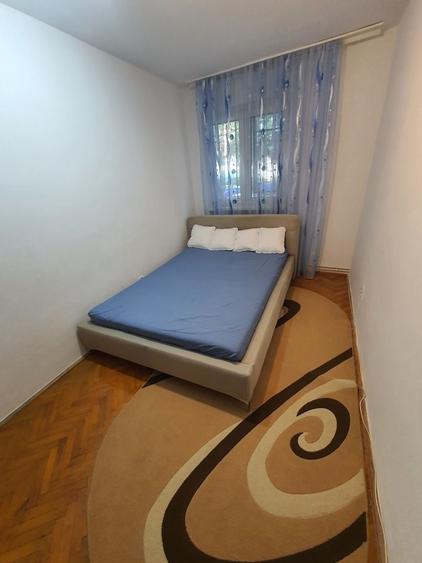 Inchiriez apartament cu doua camere - 1