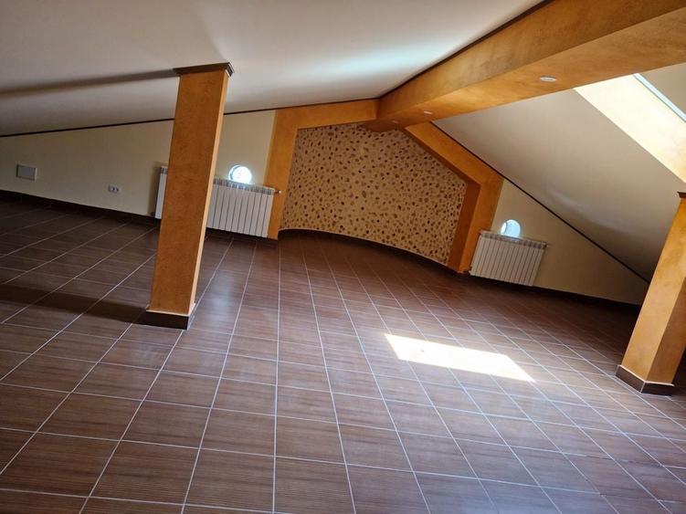 Vand casa situata in Sendreni jud Galati - 7