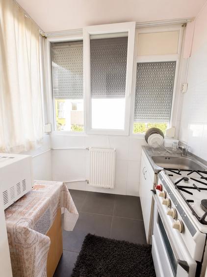 Apartament cu 3 camere decomandat în Decebal