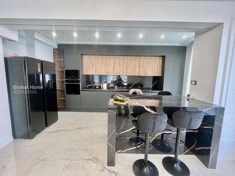 Apartament cu 5 camere decomandat, mobilat în Pipera