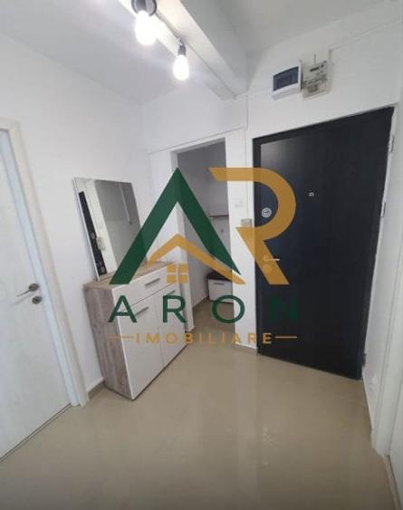 Apartament cu 2 camere decomandat, mobilat în Eroii Revoluției