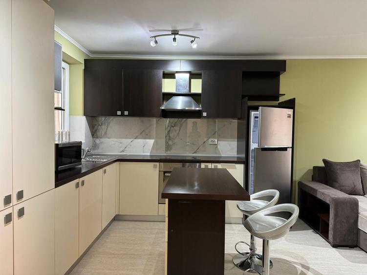 Apartament cu 2 camere decomandat în Sânmartin