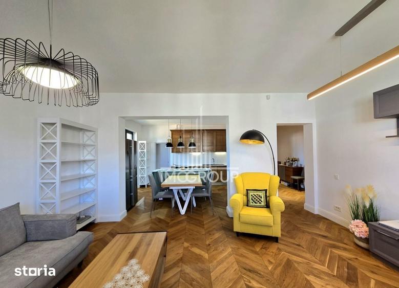 Apartament cu 4 camere în Central