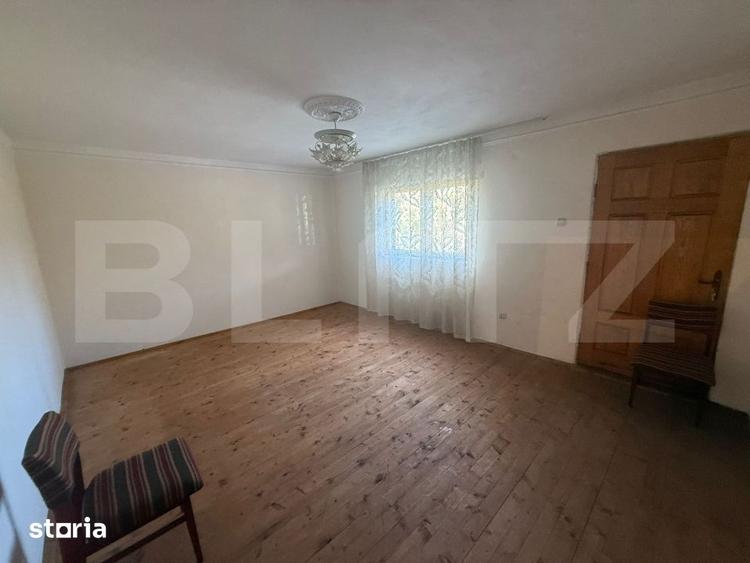 Casă cu 4 camere cu Teren 1315 Mp în Ulmi