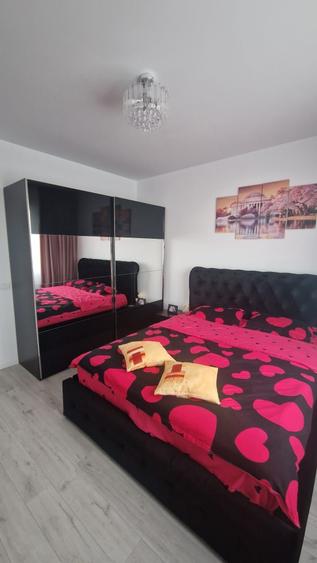 Apartament cu 3 camere decomandat în Militari