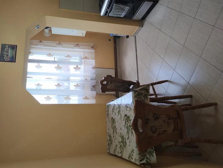 Apartament cu 2 camere decomandat în Micro 17